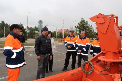 Глава Елабужского района Рустем Нуриев провел смотр зимней техники