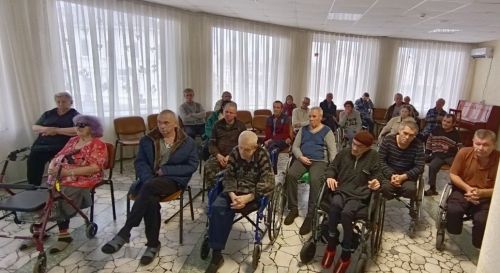 В Елабужском доме-интернате для престарелых провели беседы по безопасности и профилактике гриппа