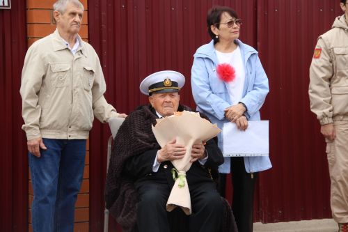 К 100-летию ветерана Кирилла Тимрякова в Елабуге подготовили особый праздничный концерт