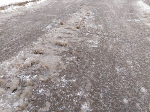 МЧС предупреждает о гололедице и тумане в Татарстане