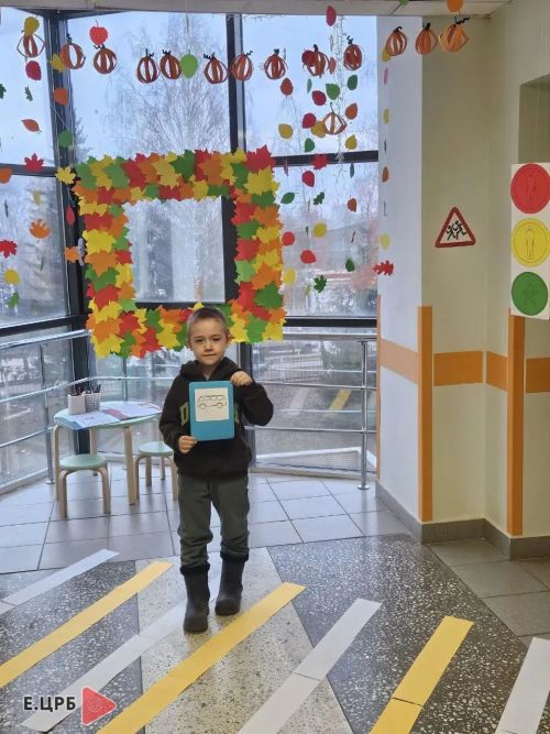 В Елабужской детской поликлинике прошла акция ко Дню памяти жертв ДТП