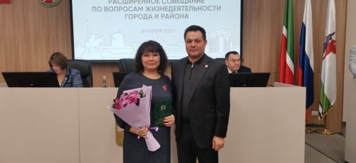 В Елабуге наградили сотрудников судебного участка в честь 25‑летия подразделения