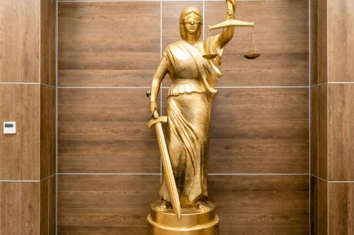 Елабужанку, нарушавшую правила условного срока, отправят в колонию