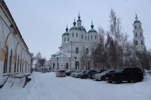 В Елабуге на Новый год организуют четыре парковки для гостей праздника