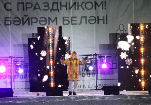 Яркий салют и ледовое шоу: как Елабуга отметила Новый год