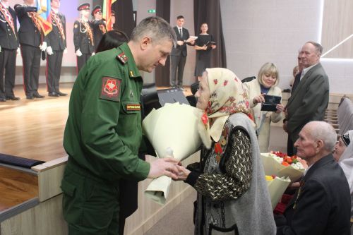 В Елабуге торжественно открыли Год Защитника Отечества
