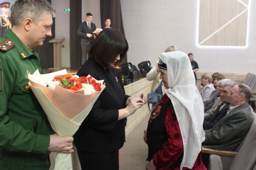 В Елабуге торжественно открыли Год Защитника Отечества