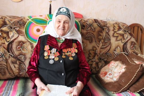 Труженица тыла 95-летняя Тагзима Ахметова рассказала о военном лихолетии