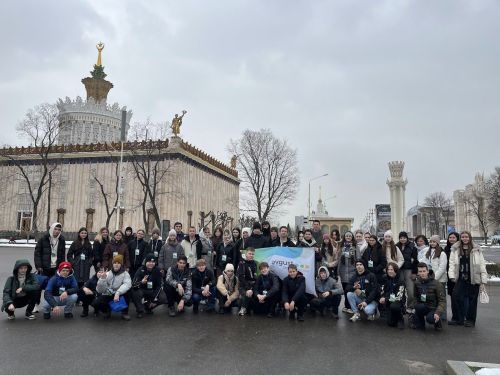 Завод «Август Алабуга» организовал поездку елабужских школьников в Москву