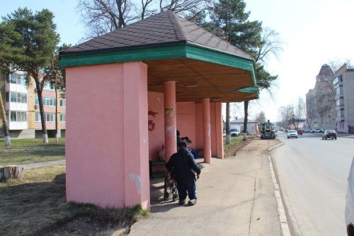 В Елабуге демонтируют остановку у музея Бехтерева