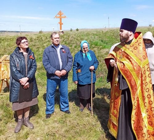 В селе Лекарево установлен поклонный Крест в память о жертвах трагедии 1919 года