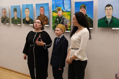 Письма, портреты и память: в Елабуге открылась выставка «Бессмертный полк»