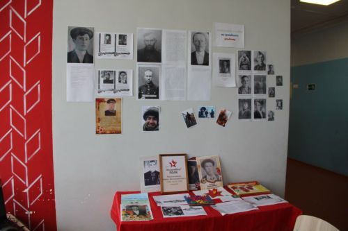 Живая память: фотовыставка о войне открылась в Поспеловской школе
