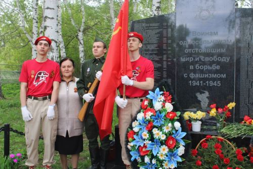 В Бехтерево прошел торжественный митинг, посвященный 80-летию Великой Победы