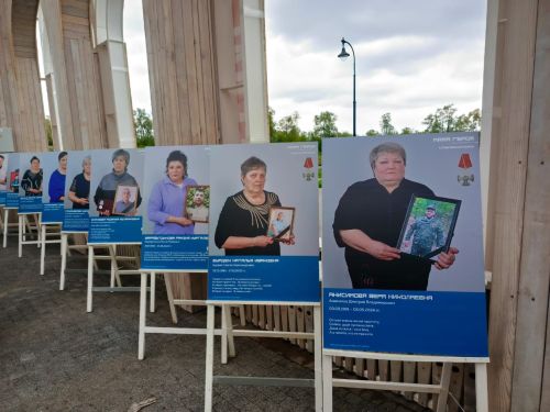 В Елабуге на празднике День Победы работают выставки «Отец Героя», «Мама Героя»