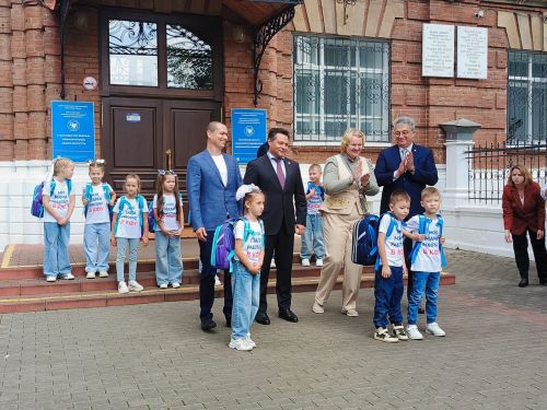 В ЕИ КФУ прошла акция «Помоги собраться в школу»