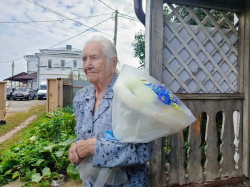 «Пусть работают во благо страны»: долгожители Елабуги приняли участие в выборах