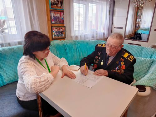 «Пусть работают во благо страны»: долгожители Елабуги приняли участие в выборах