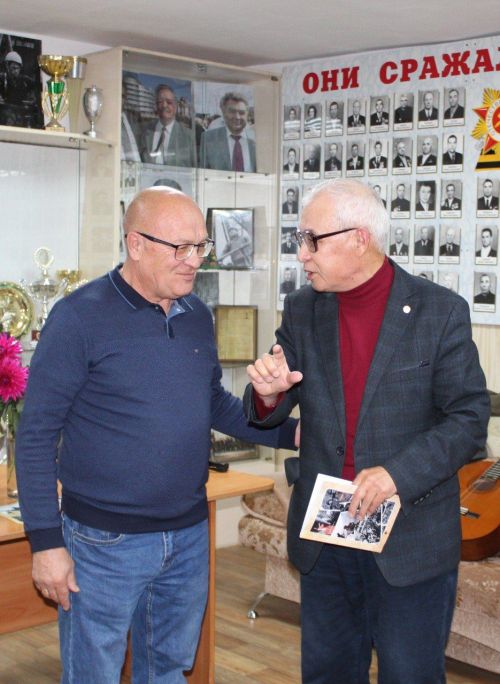 От фронтовиков до СВО: в Елабуге вышла книга памяти в стихах