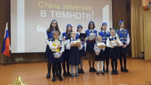 Елабуга присоединилась к Всероссийской неделе безопасности: световозвращатели, игры и диалоги с инспекторами