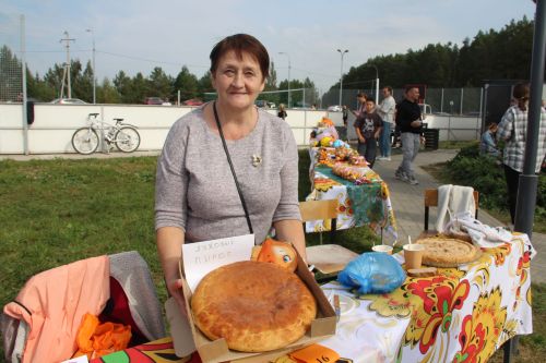 «Луковая царица» и пироги: как в Танайке празднуют урожай