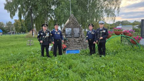 Елабужские моряки почтили память героя крейсера «Варяг» Алексея Козырева