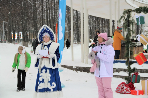 «Елка-Фест» в Елабуге: за что вы любите Новый год?