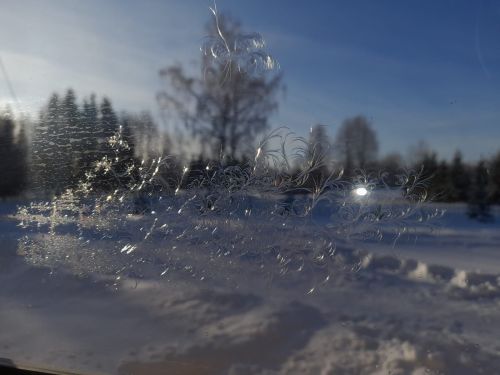 Татарстанлыларга көчле салкыннарда үтәлергә тиешле иминлек чаралары турында искәрттеләр
