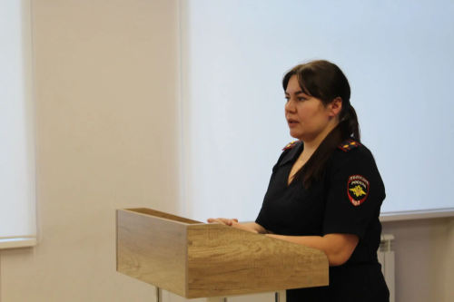 Елабужским подросткам напомнили об опасностях, подстерегающих в соцсетях