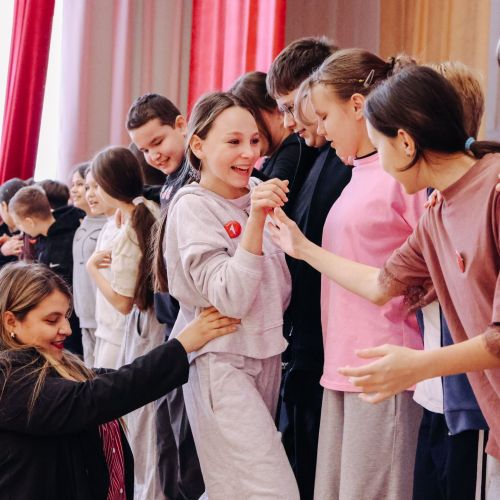 Ученики школы №1 в Елабуге вступили в «Движение Первых» после тренинга на сплочение