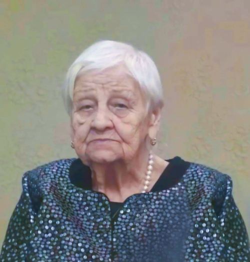 Гүзәл Ханбекова: «Әйләнә-тирәмдәге кешеләрне яратам»