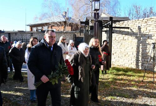 В Елабуге почтили память пострадавших от политических репрессий