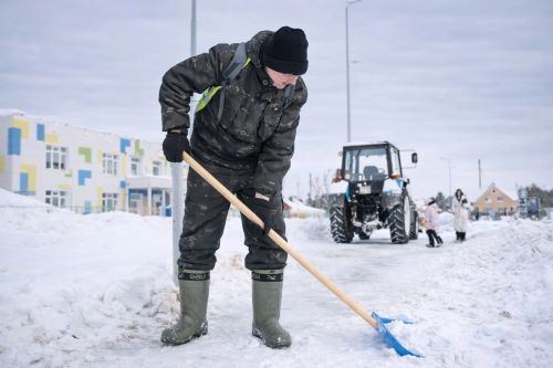 «Работаем даже в выходные»: февраль вновь испытывает коммунальщиков Елабуги