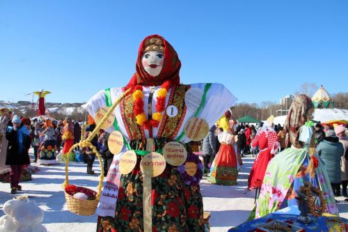 Первый день Масленицы 2026: что нужно сделать сегодня, чтобы деньги водились весь год