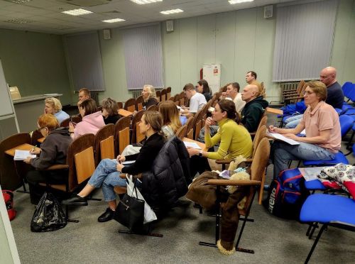 В Елабуге прошел семинар для тренеров по плаванию под руководством петербургского эксперта