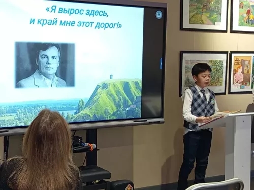 «Я вырос здесь, и край мне этот дорог»: в Елабуге отметили 95-летие писателя Станислава Романовского