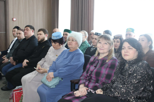 В Елабуге обсудили развитие татарского языка и традиций