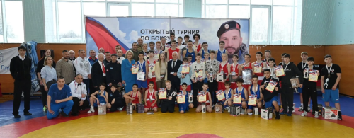 В Елабуге прошёл турнир по боксу памяти погибшего на СВО мастера спорта Марселя Мухутдинова