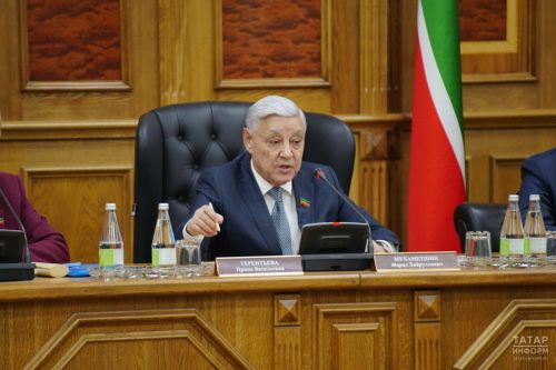 Фарид Мухаметшин объявил о досрочном сложении полномочий Председателя Госсовета РТ