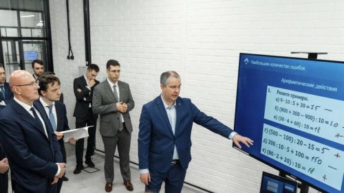 Дмитрий Чернышенко оценил подготовку кадров и развитие производства в ОЭЗ «Алабуга»