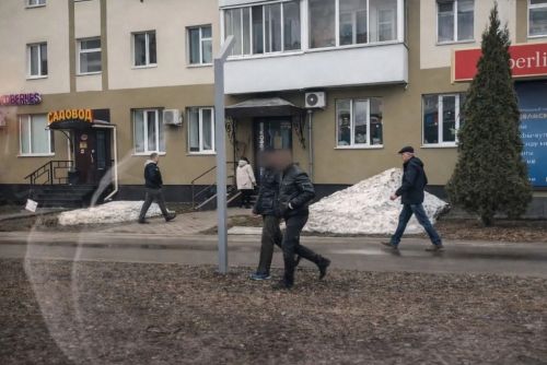 В Елабуге за прогулку по газону грозит штраф в 2000 рублей