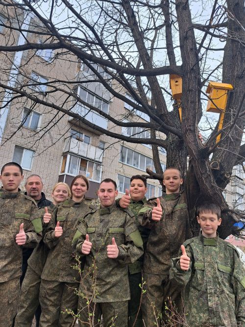 Юные десантники из Елабуги смастерили скворечники для пернатых соседей