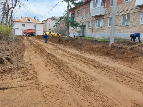 На улице Матросова начались дорожные работы: как преобразятся дворы Елабуги