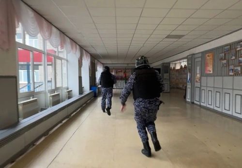 В Елабуге силовики и экстренные службы отработали сценарий атаки беспилотника и захвата заложников