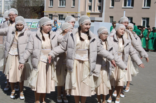 В Елабуге отметили 140-летие Габдуллы Тукая в обновленном сквере его имени
