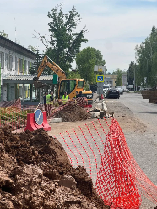 На улице Строителей в Елабуге идет замена коммуникаций перед комплексным благоустройством
