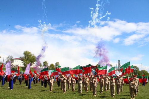 Парад, «Свеча памяти» и салют: полная программа празднования 9 Мая в Елабуге