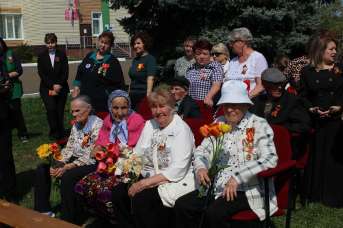В Елабужском районе прошел митинг, посвященный 81-летию Великой Победы