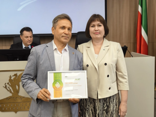 Алабугада Сабантуй-2026 катнашучыларын һәм җиңүчеләрен бүләкләделәр