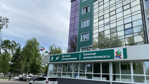В Елабужской детской поликлинике помогли ребенку избежать дальней поездки
